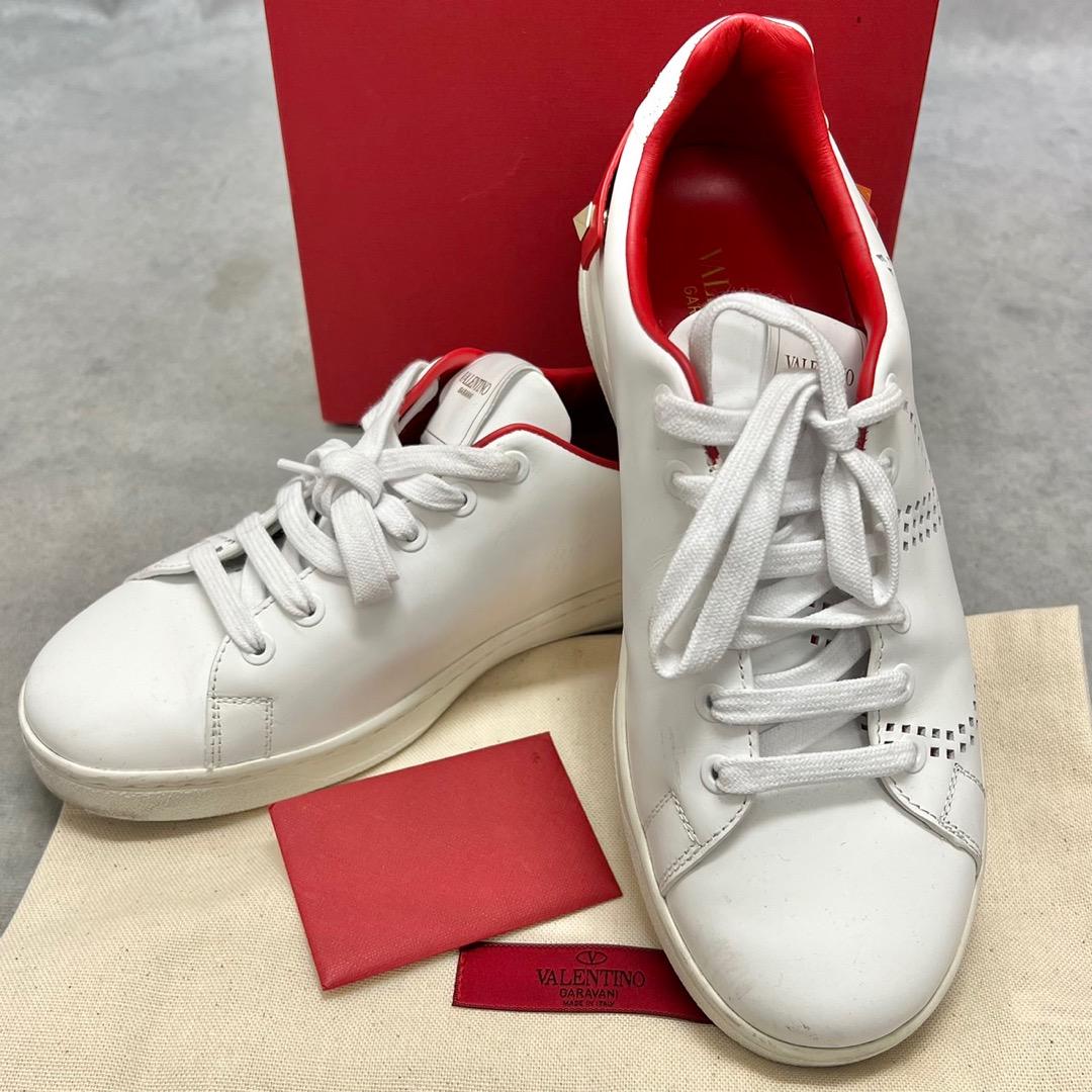 VALENTINO Vlogo punching sneakers