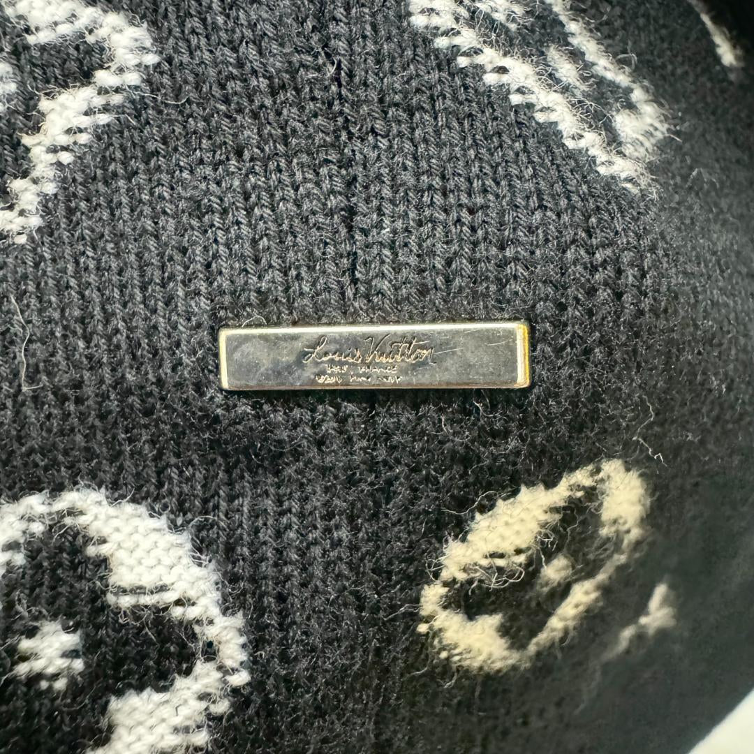 LOUIS VUITTON Monogram Knit